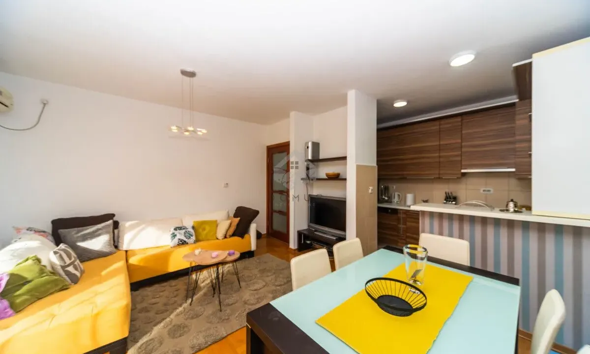 Rent, two bedroom apartment, 70m², Preko Morače, Podgorica