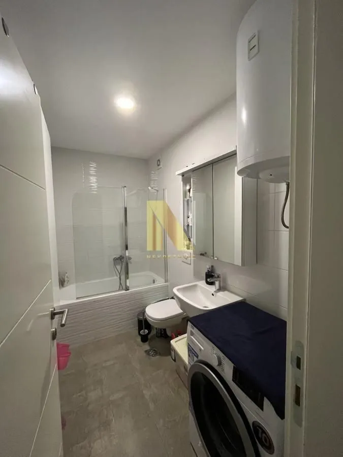 Prodaja, dvosoban stan, 62m², Rotkvarija, Novi Sad Sve Podlokacije