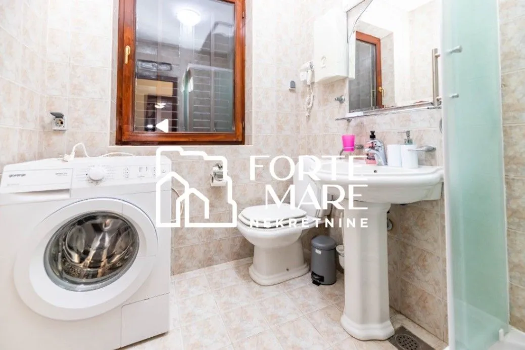 Prodaja, kuća, 241m², Đenovići, Herceg Novi