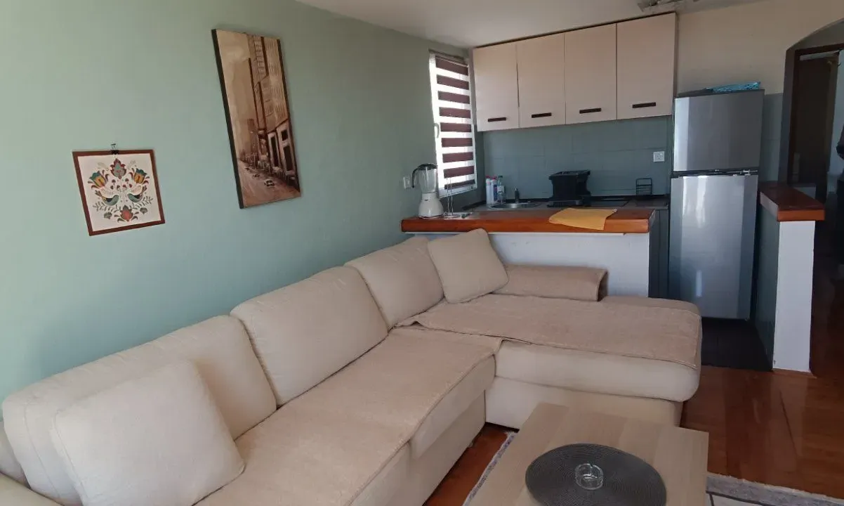 Rent, one bedroom apartment, 38m², Budva okolina, Budva