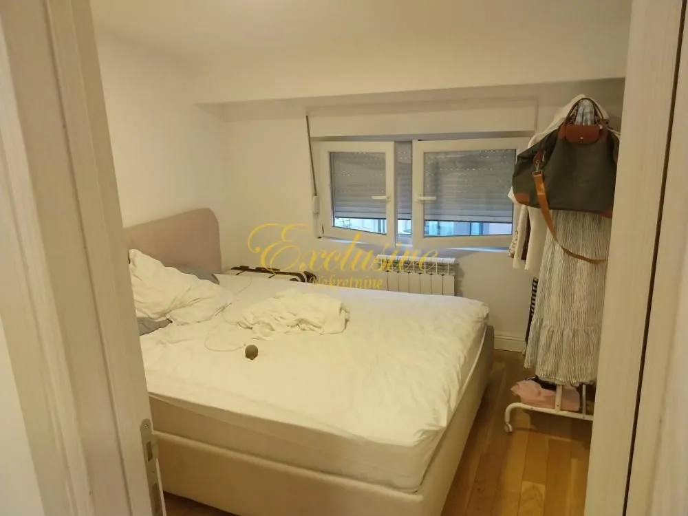 Prodaja, četvorosoban stan, 77m², Lekino Brdo, Voždovac Sve Podlokacije