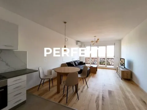 Izdavanje, trosoban stan, 80m², Kotež 1, Pančevo - image 7