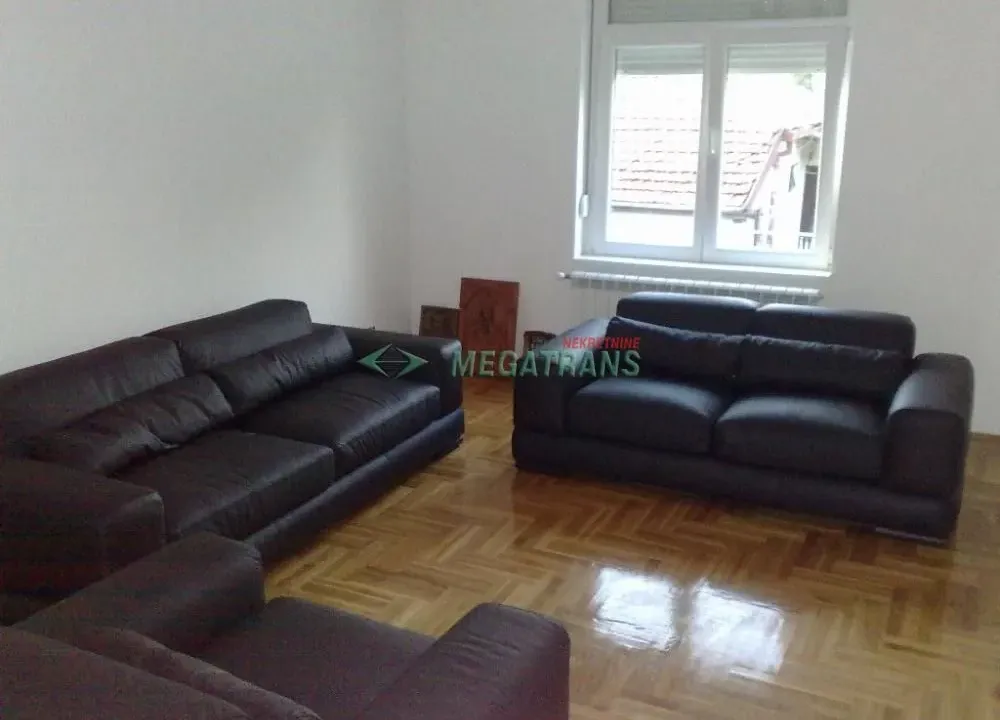 Izdavanje, kuća, 200m², Partizanov Stadion, Beograd