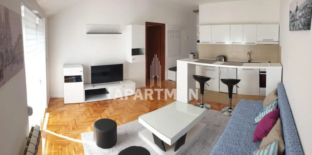 Sale, two bedroom apartment, 40m², Uciteljsko Naselje, Zvezdara Sve Podlokacije
