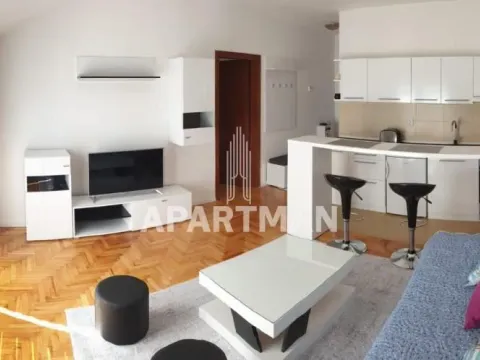 Sale, two bedroom apartment, 40m², Uciteljsko Naselje, Zvezdara Sve Podlokacije - image 2