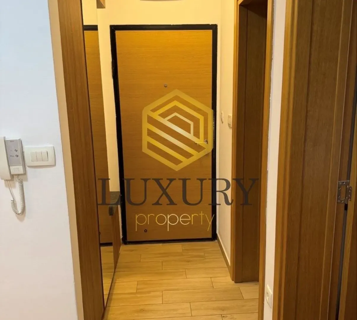 Rent, one bedroom apartment, 40m², Blok 6, Podgorica