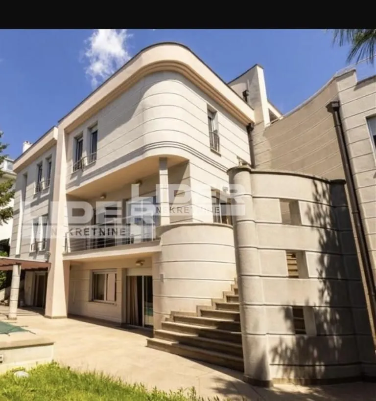 Sale, house, 600m², Savski Venac, Beograd