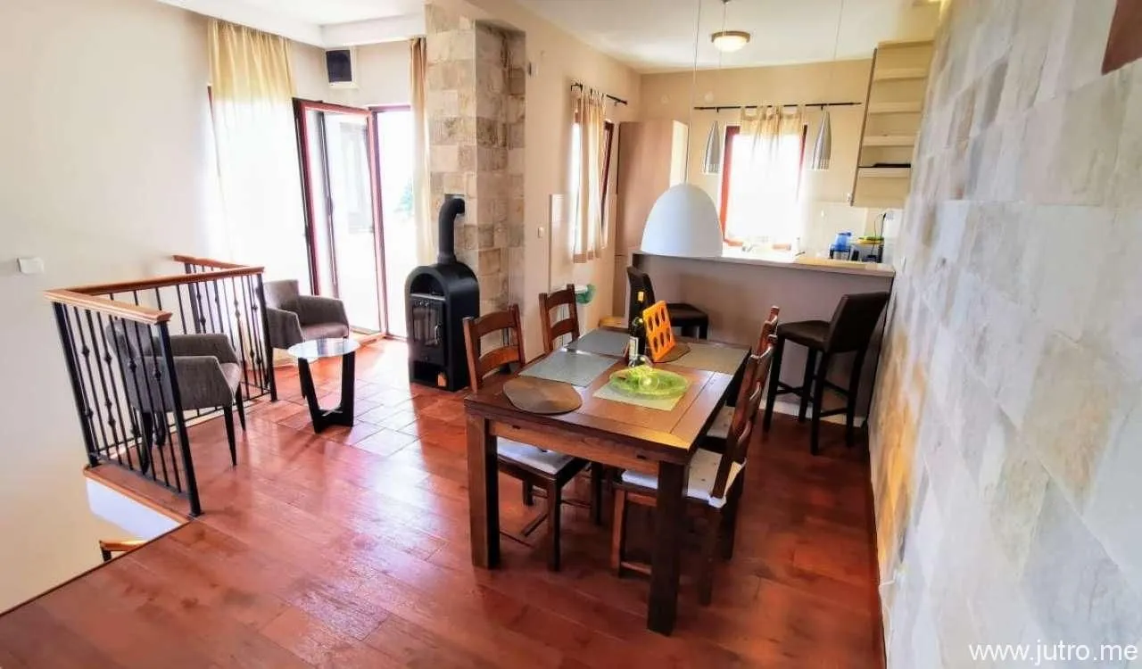 Sale, house, 93m², Rijeka Reževići, Budva