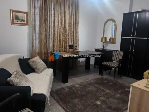 Rent, two bedroom apartment, 46m², Slavija, Vračar Sve Podlokacije - image 3
