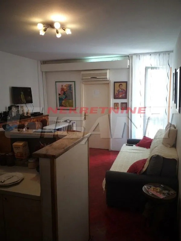 Prodaja, trosoban stan, 85m², Gundulićev Venac, Beograd