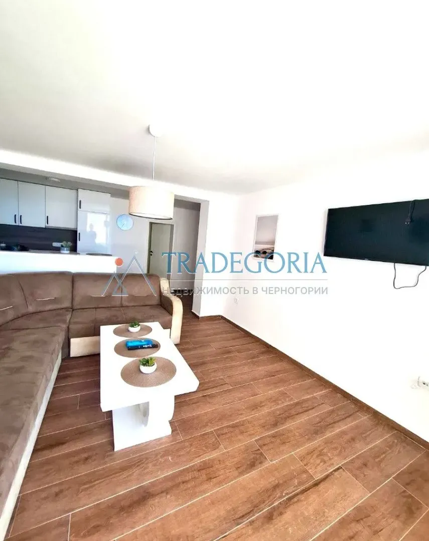 Prodaja, jednosoban stan, 54m², Dobra Voda, Bar