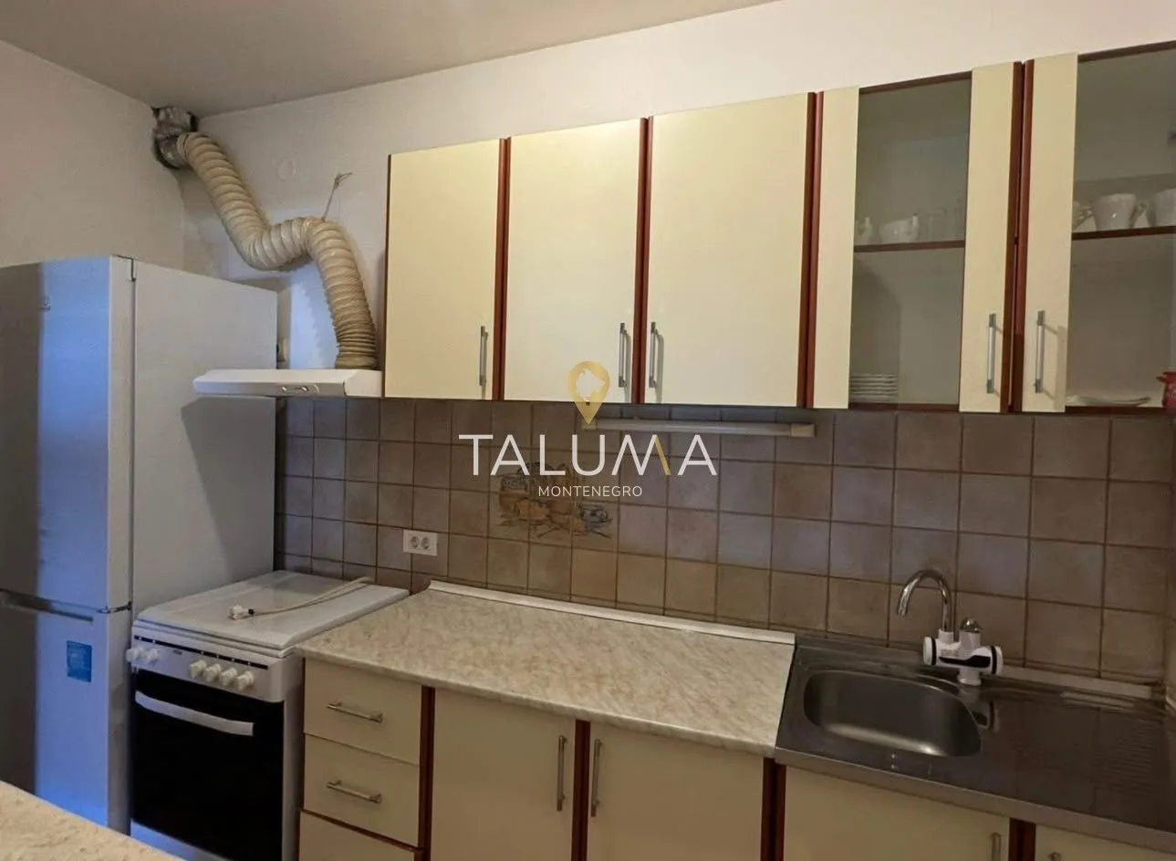 Rent, one bedroom apartment, 47m², Stari Aerodrom, Podgorica