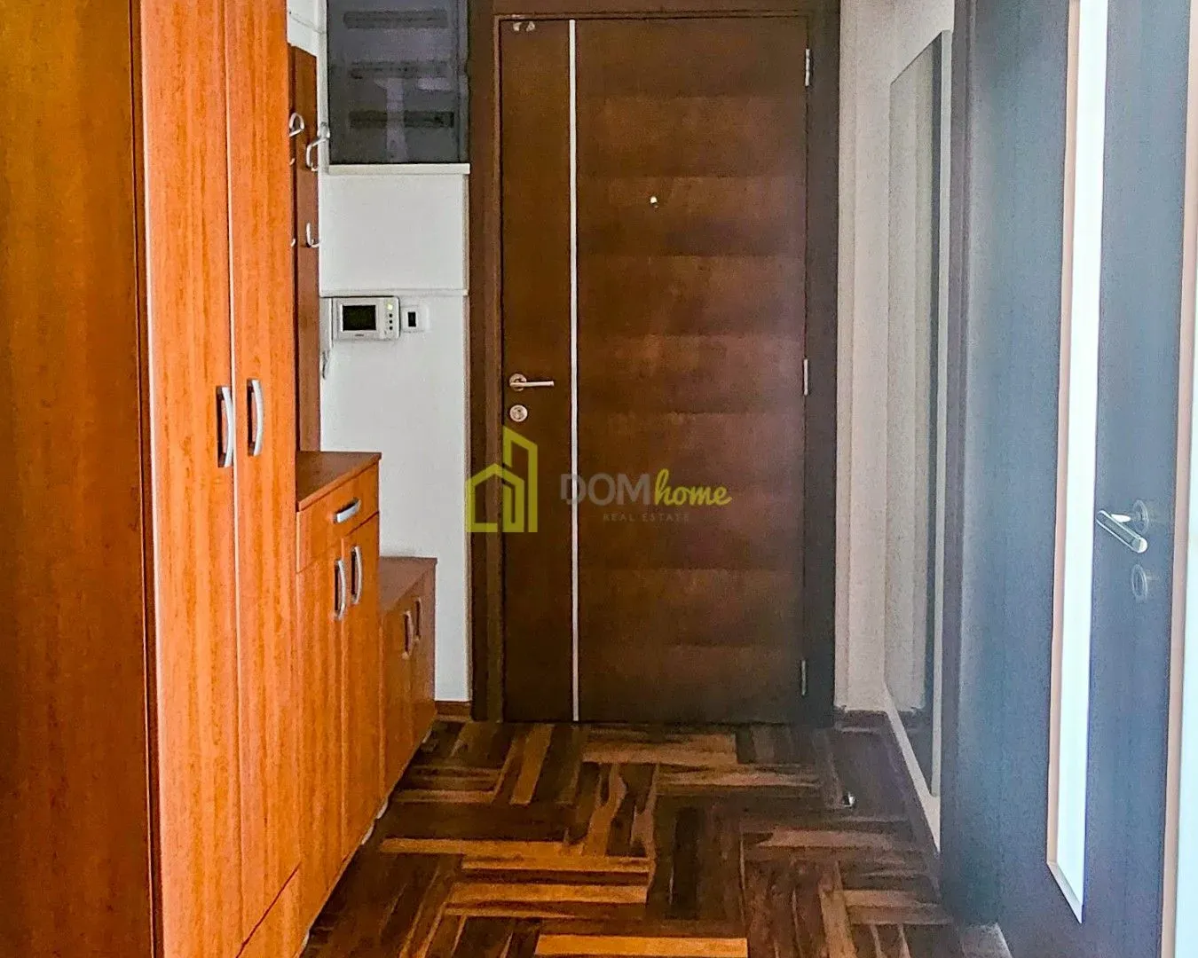 Sale, five bedroom apartment, 175m², Gorica C, Podgorica