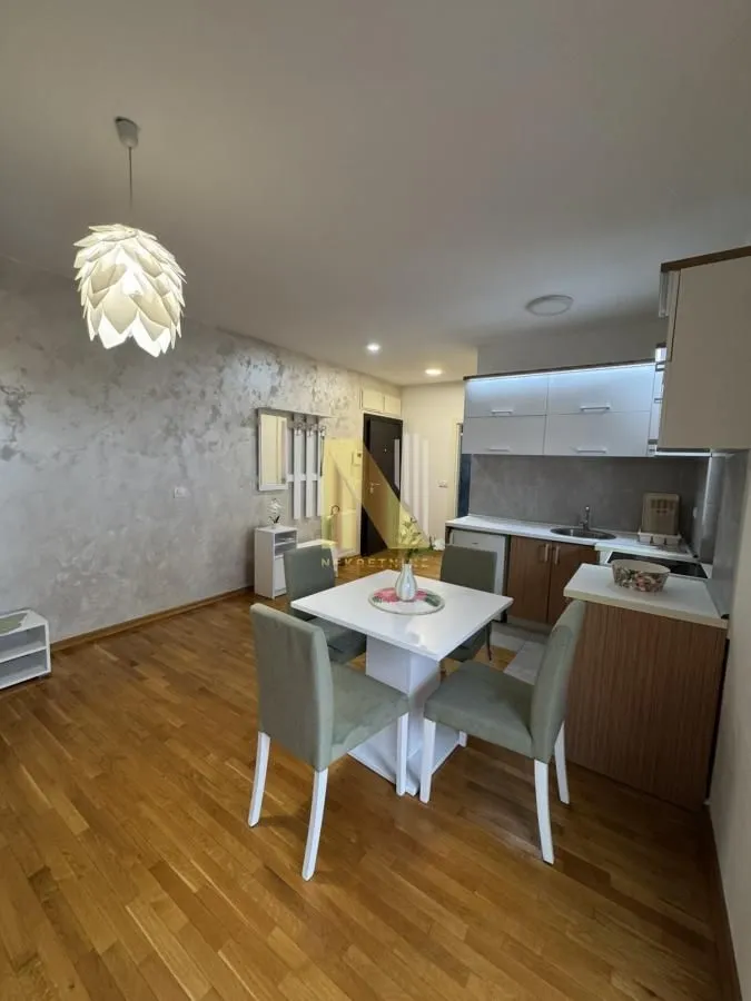Izdavanje, dvosoban stan, 41m², Podbara, Novi Sad Sve Podlokacije