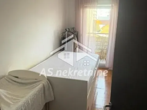 Izdavanje, stan, 40m², Denkova Basta, Zvezdara Sve Podlokacije - image 8