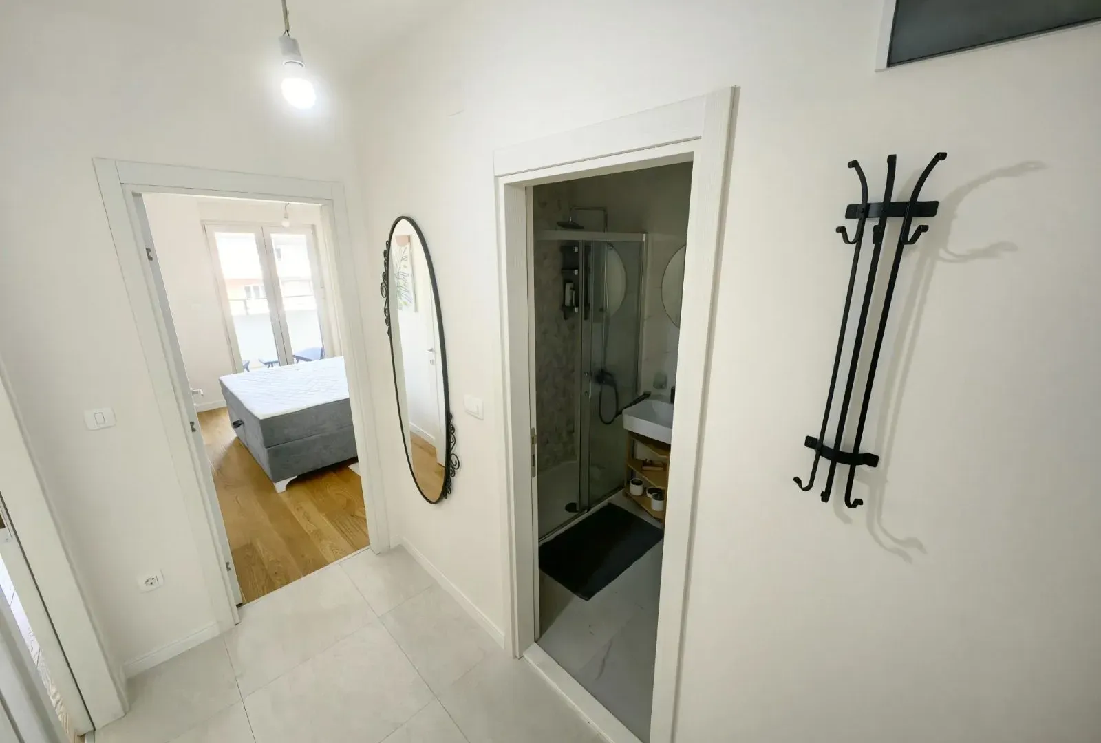 Prodaja, jednosoban stan, 49m², Central Point, Podgorica