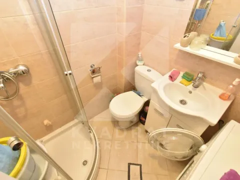 Rent, one bedroom apartment, 55m², Rogami, Podgorica - image 11