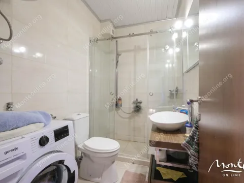 Prodaja, trosoban stan, 130m², Risan, Kotor - image 30