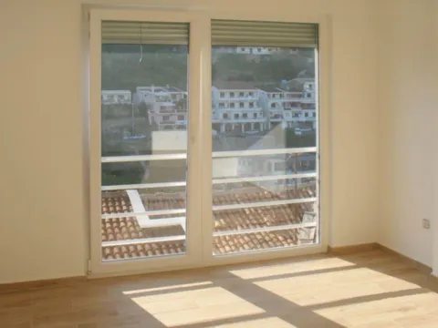Sale, two bedroom apartment, 50m², Centar, Ulcinj - image 7