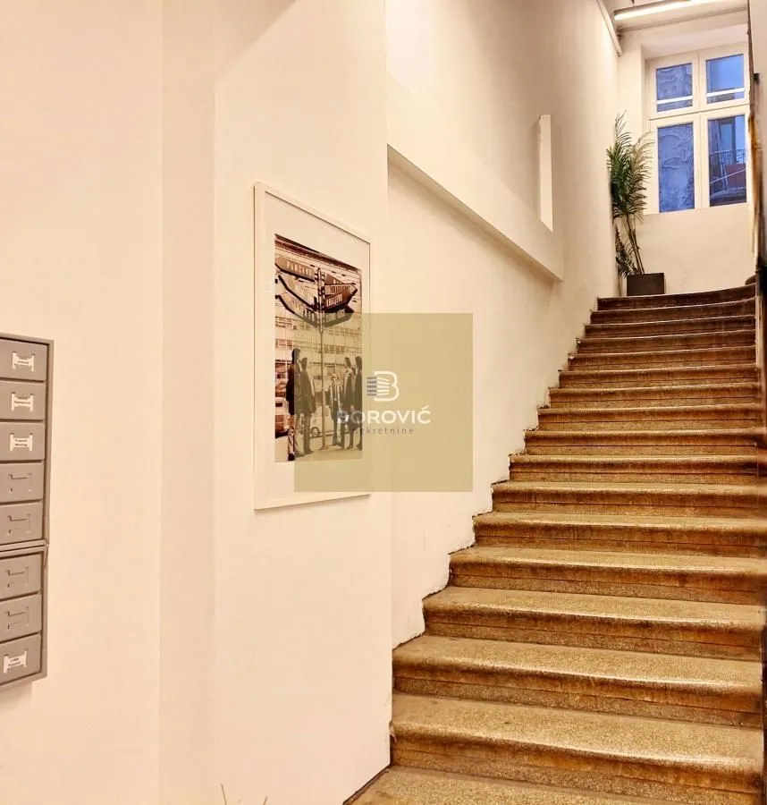 Rent, office space, 179m², Stari Grad, Beograd