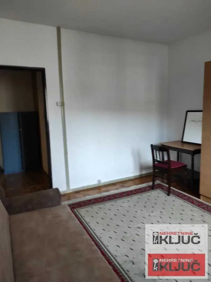 Izdavanje, dvosoban stan, 41m², Sajmište, Novi Sad
