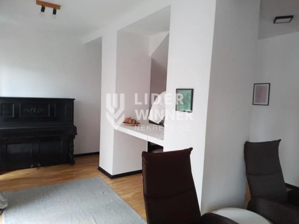 Rent, apartment, 130m², Đeram Pijaca, Beograd