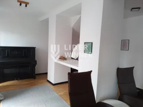 Rent, apartment, 130m², Đeram Pijaca, Beograd - image 2