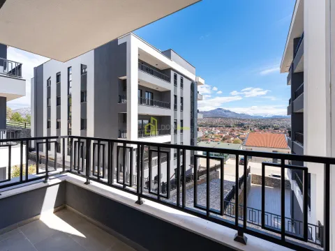 Sale, two bedroom apartment, 68m², Donja Gorica, Podgorica - image 12