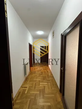 Rent, four bedroom apartment, 150m², Stari Aerodrom, Podgorica - image 6