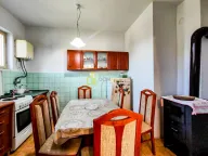 Izdavanje, dvosoban stan, 60m², Tološi, Podgorica - image 10