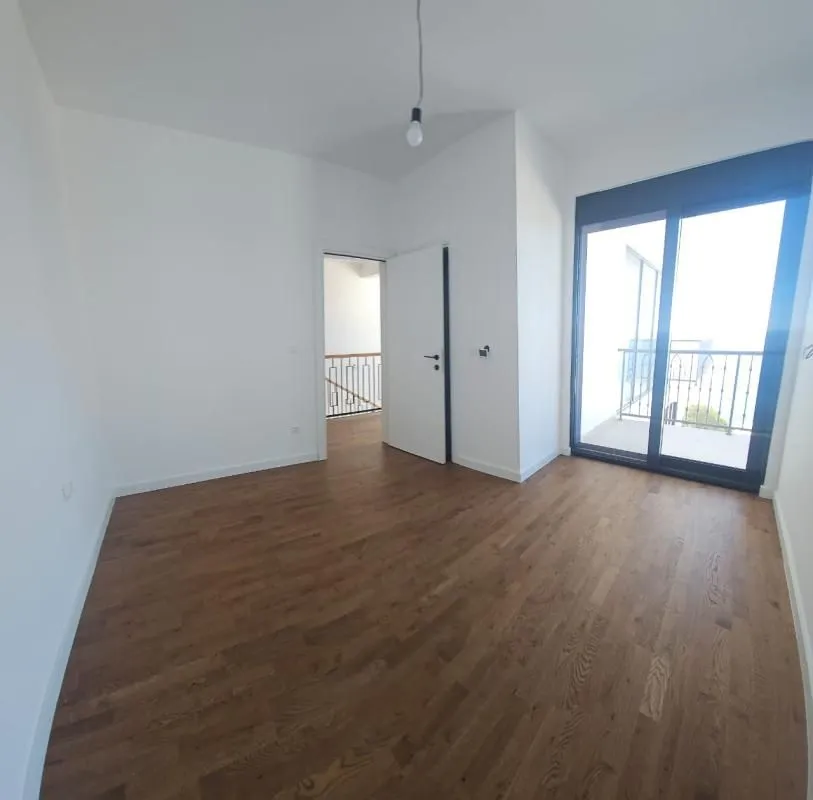 Prodaja, kuća, 250m², Utjeha, Ulcinj