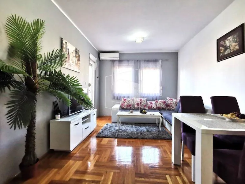 Izdavanje, stan, 44m², City Kvart, Podgorica