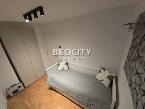 Izdavanje, dvosoban stan, 40m², Skadarlija, Beograd - image 4