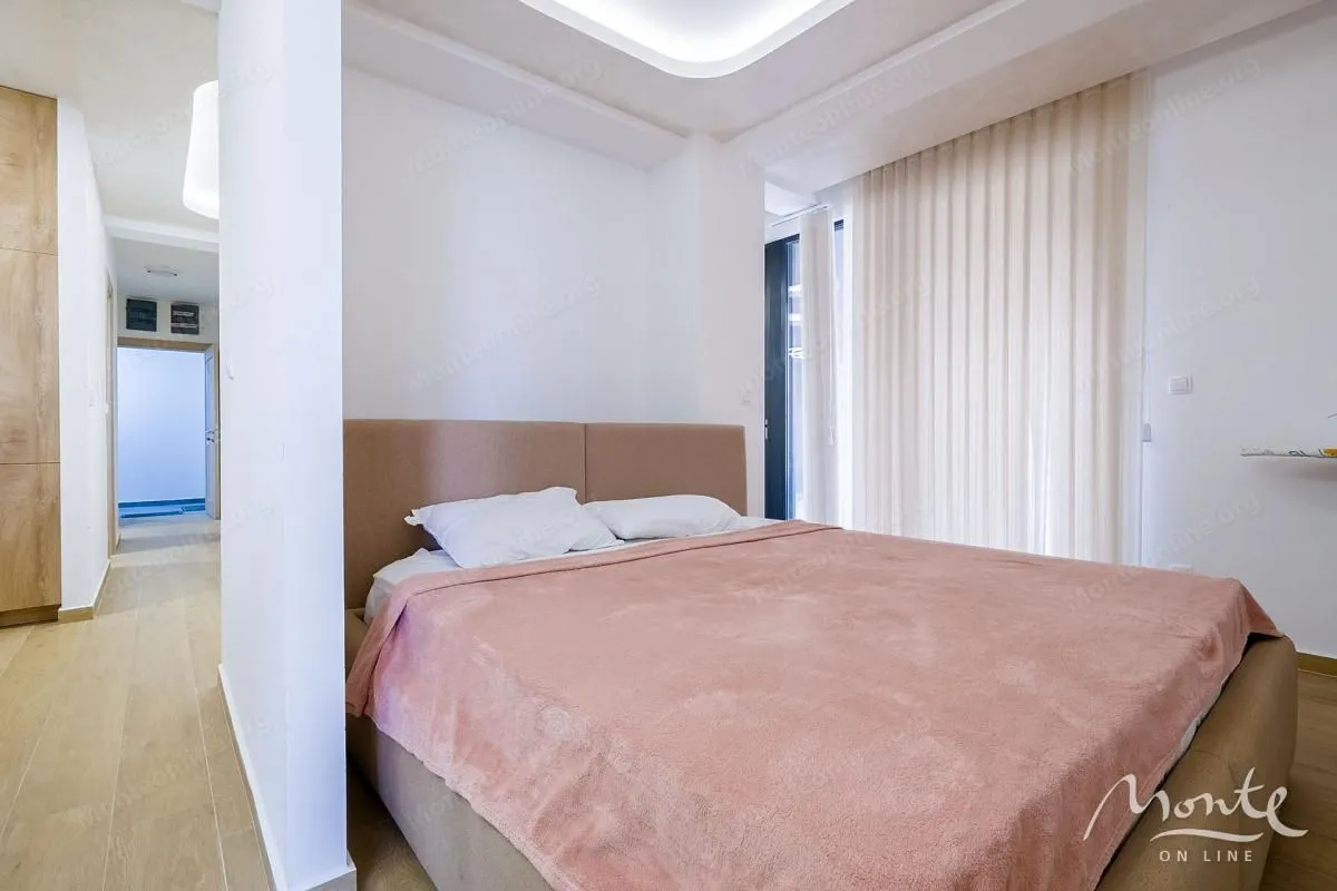 Prodaja, garsonjera, 57m², Rafailovići, Budva