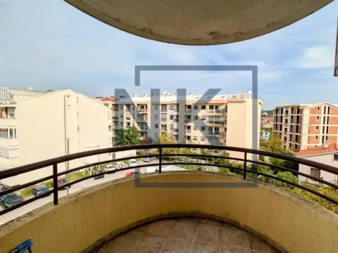 Rent, one bedroom apartment, 56m², Stara Varoš, Podgorica - image 11