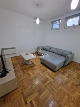 Prodaja, jednosoban stan, 39m², Blok 9, Podgorica - image 2