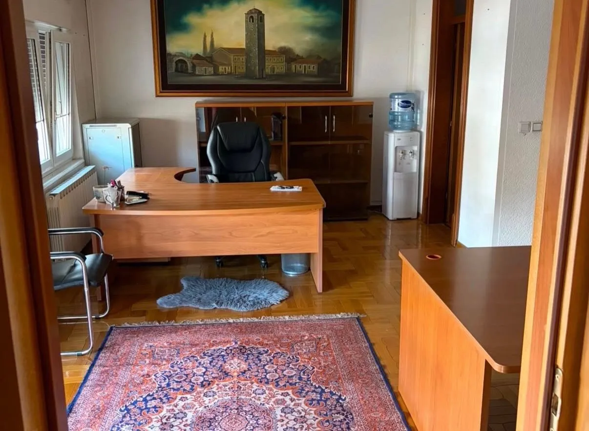 Rent, office space, 150m², Ljubović, Podgorica