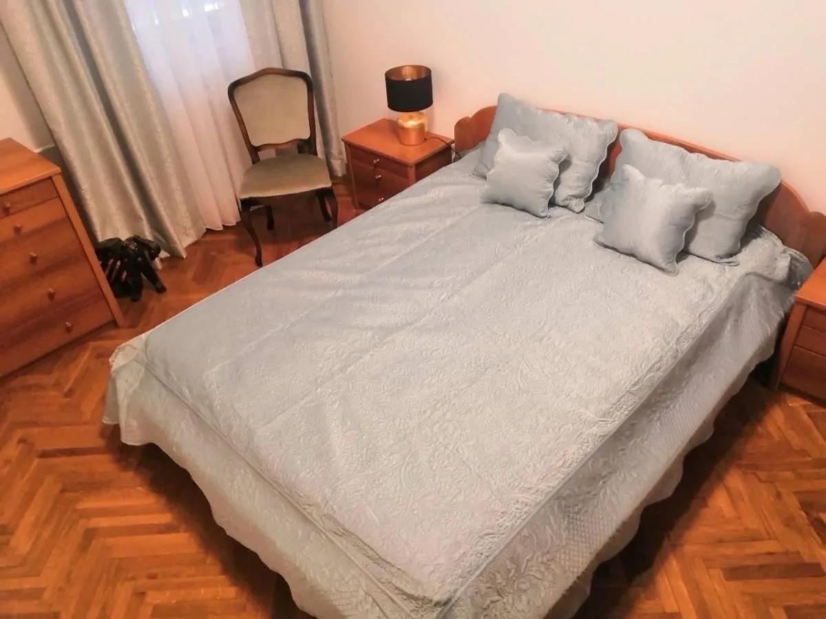 Prodaja, dvosoban stan, 64m², Centar, Novi Sad