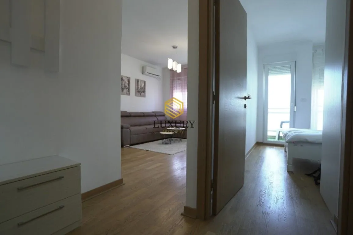 Rent, one bedroom apartment, 42m², City Kvart, Podgorica
