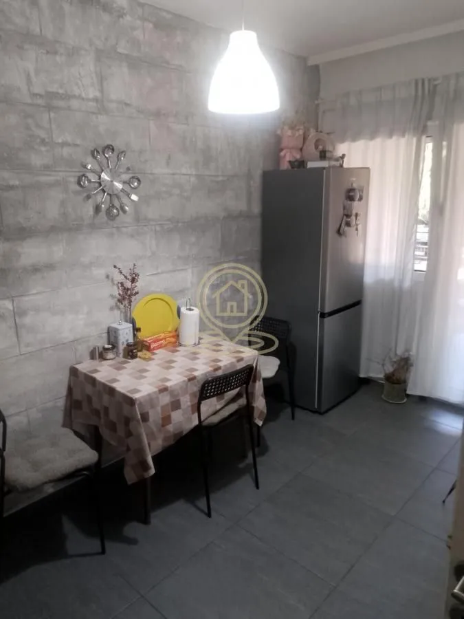 Izdavanje, trosoban stan, 78m², Južni Bulevar, Vračar Sve Podlokacije
