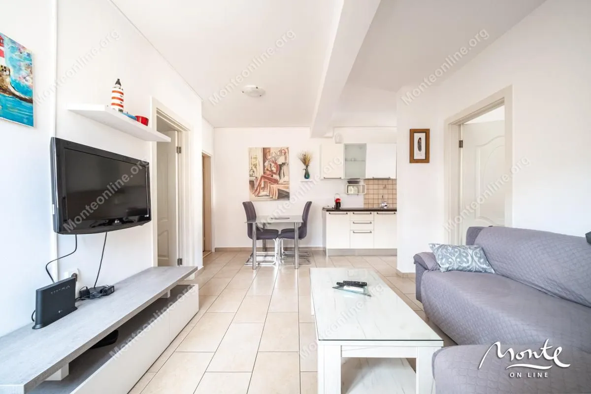 Prodaja, dvosoban stan, 55m², Donja Lastva, Tivat