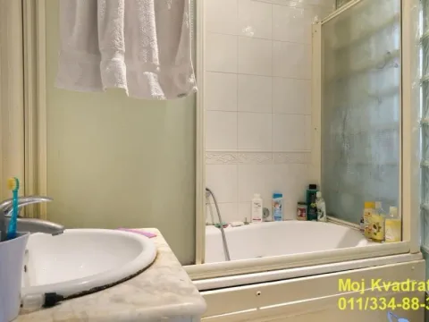 Prodaja, trosoban stan, 76m², Vračar Sve Podlokacije, Beograd - image 11