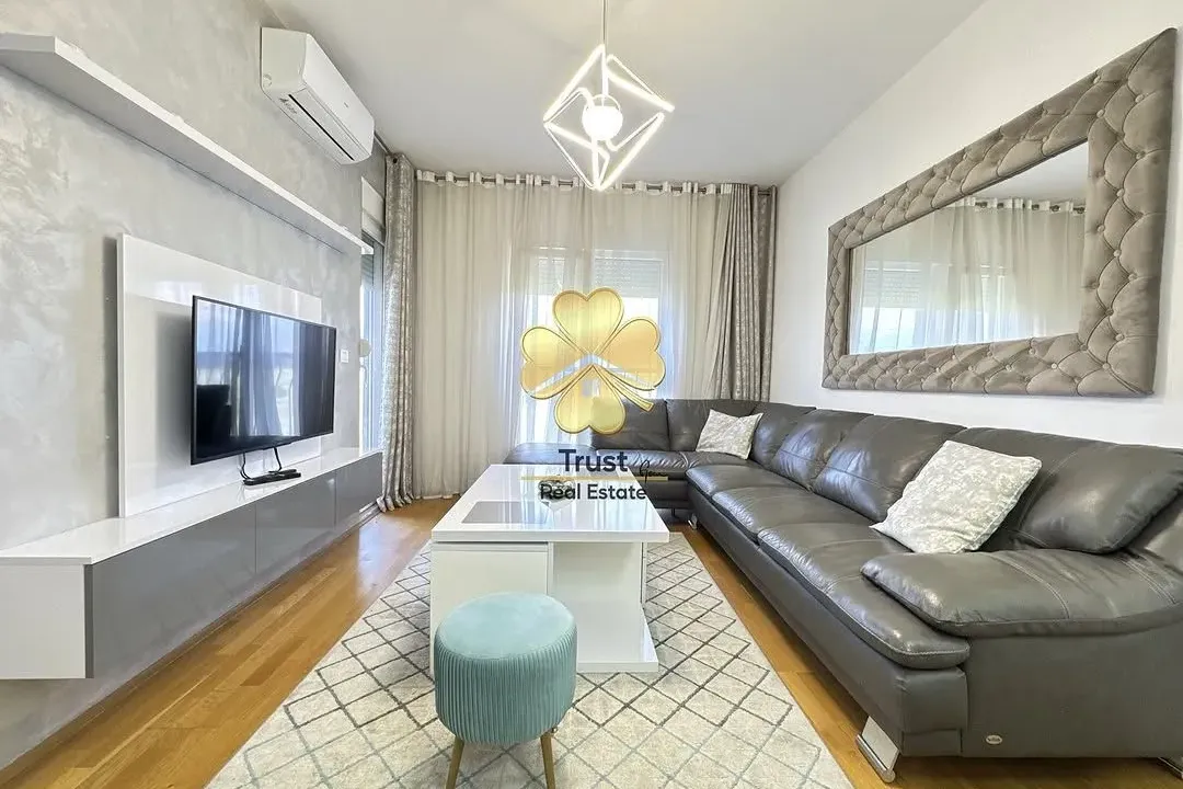 Rent, two bedroom apartment, 75m², Stari Aerodrom, Podgorica