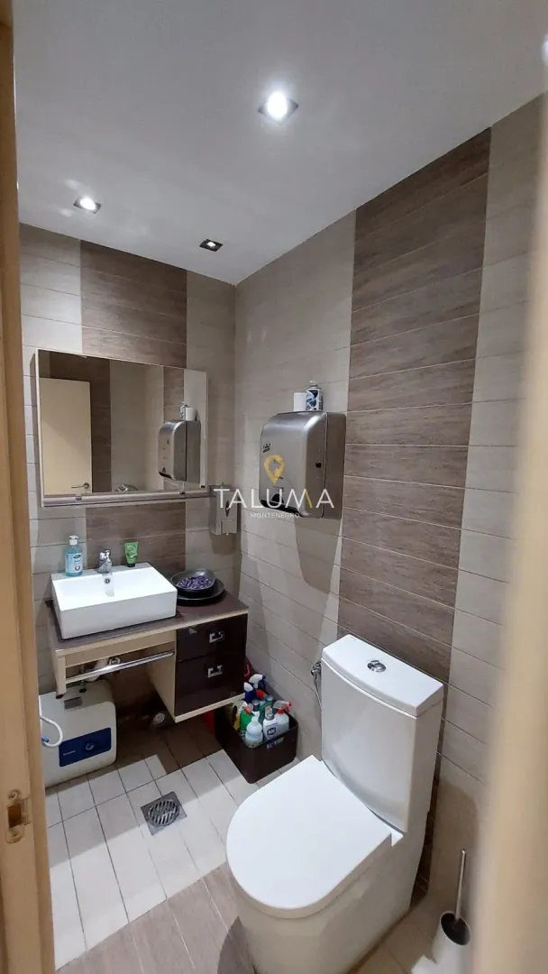 Rent, office space, 80m², Blok 5, Podgorica