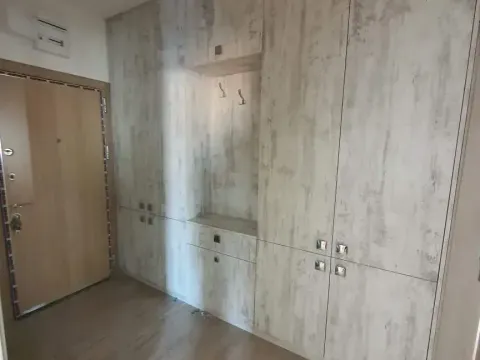 Izdavanje, jednosoban stan, 50m², Stari Aerodrom, Podgorica - image 5