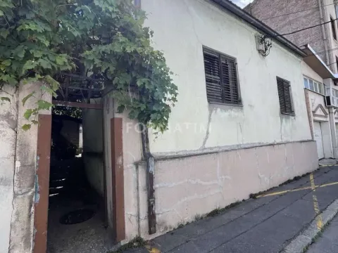 Prodaja, kuća, 38m², Stari Grad, Beograd - image 1