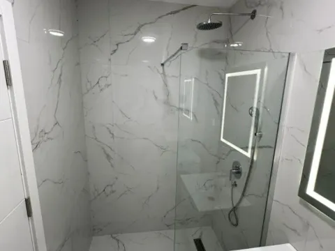 Izdavanje, jednosoban stan, 45m², Centar, Bar - image 7