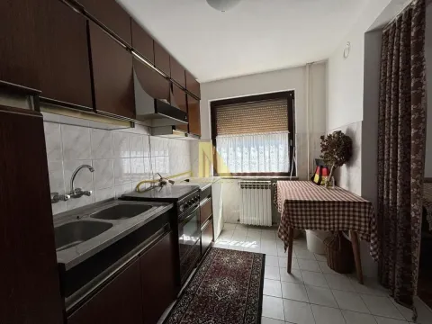 Prodaja, kuća, 200m², Ledinci, Petrovaradin - image 2