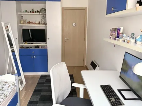 Prodaja, trosoban stan, 72m², City Kvart, Podgorica - image 8