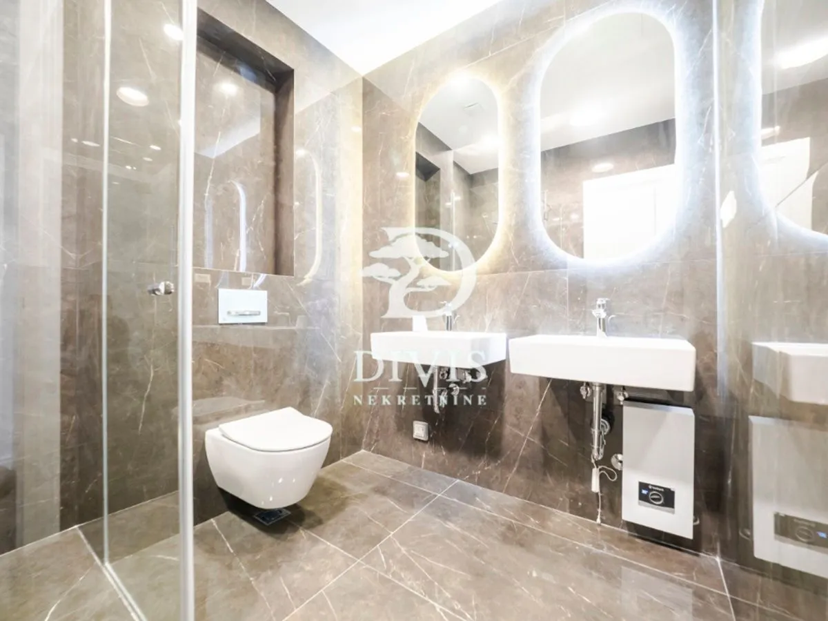 Rent, four bedroom apartment, 150m², Stari Grad, Beograd